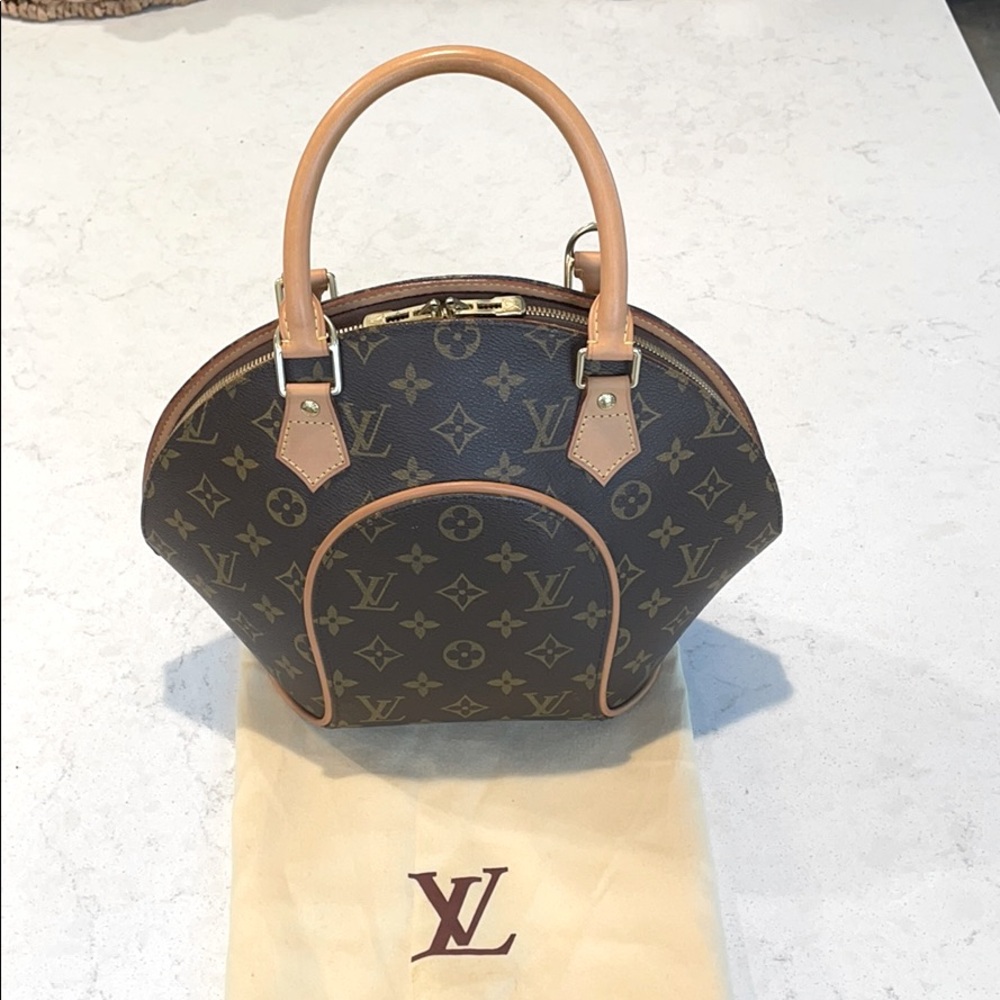 Authentic Louis Vuitton Ellipse PM Handbag* SOLD